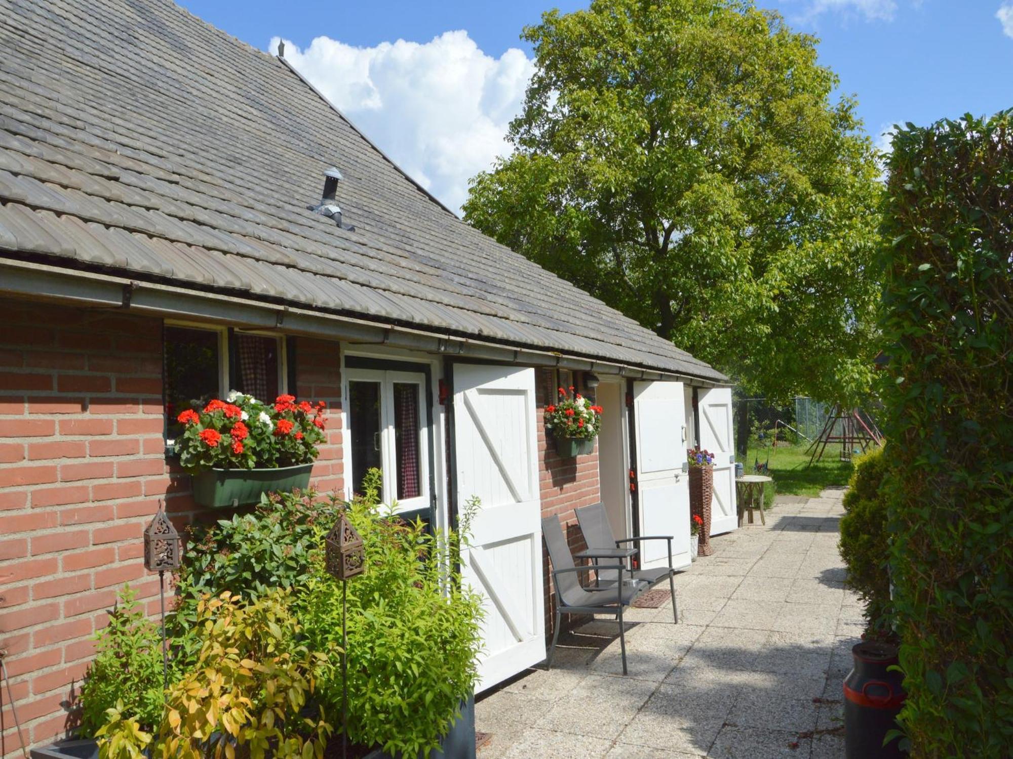 Cozy Holiday Home In Bergen Op Zoom With Garden Exterior photo